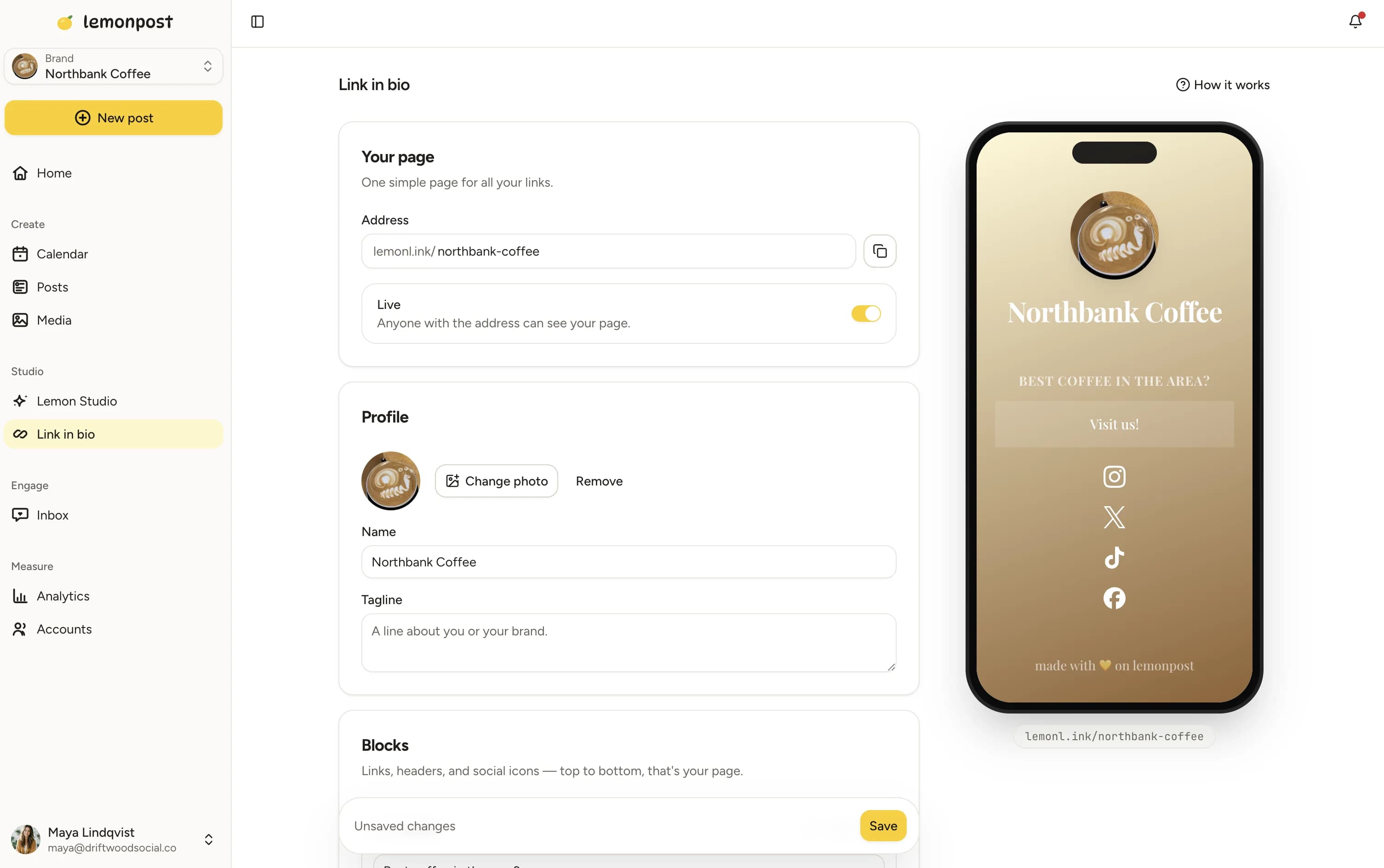 The Lemonpost link in bio editor with blocks on the left and a live page preview on the right